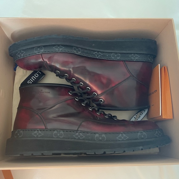 Louis Vuitton Boots - Picture 11 of 12